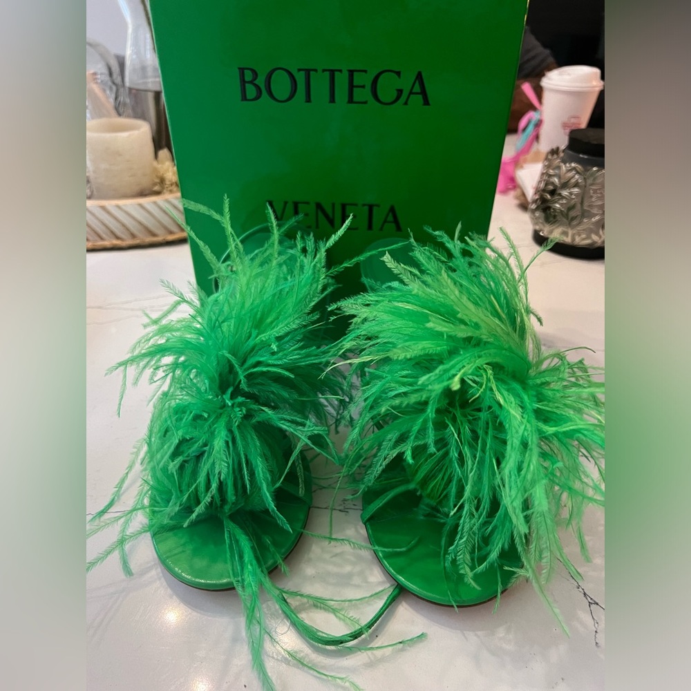 Bottega Veneta Feather Dot Heels